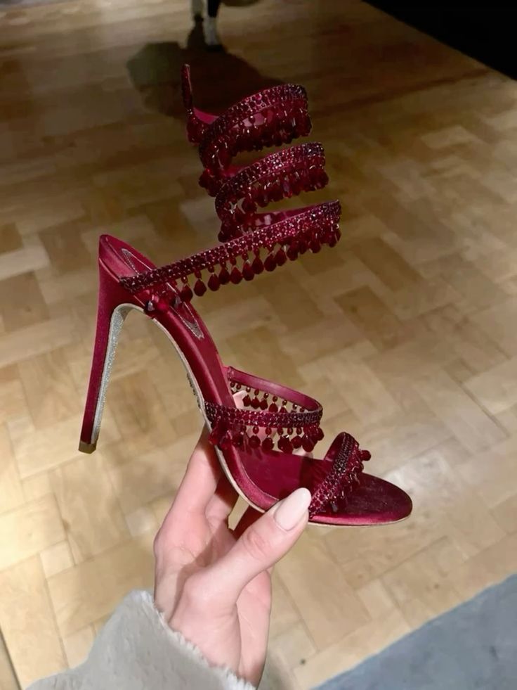 Cleo Sandalen mit Kristallriemen