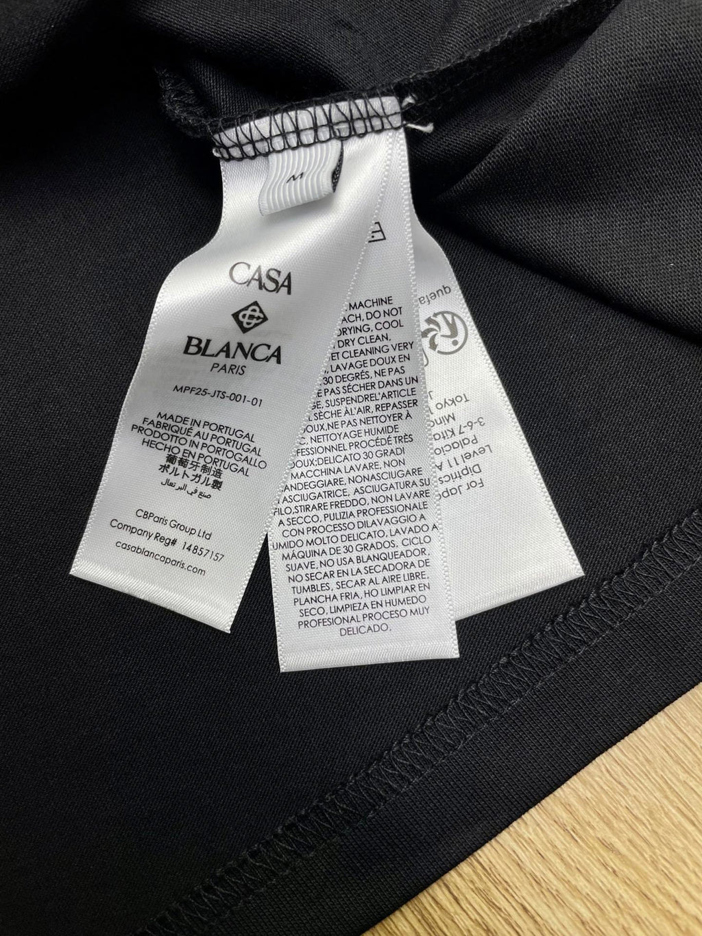 Camiseta de corte minimalista