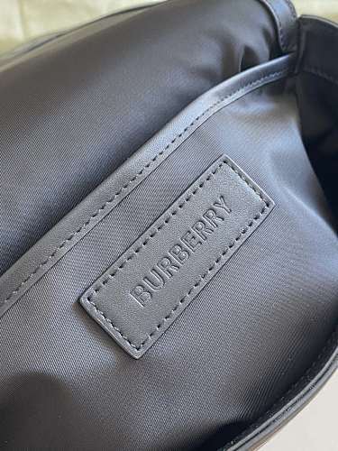 Bolso de hombro estructurado