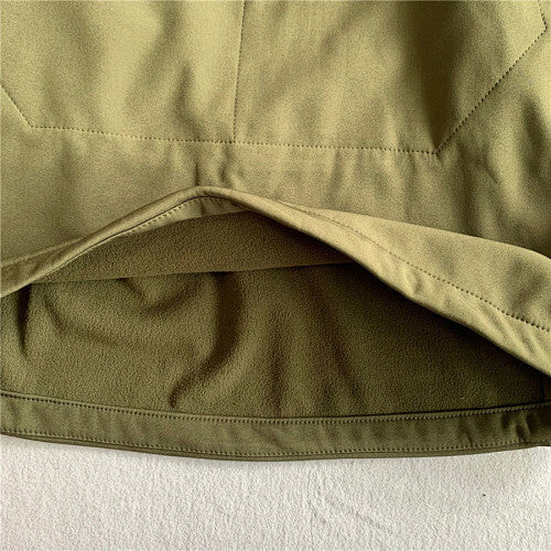 Chaqueta con capucha y gafas integradas