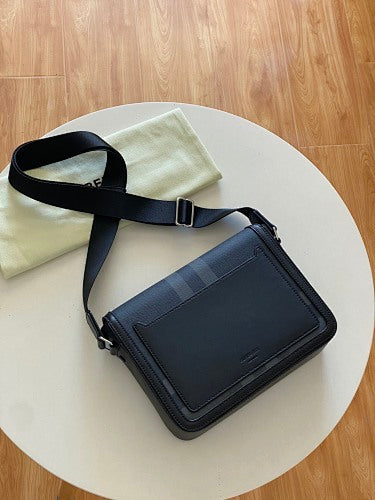 Bolso de hombro estructurado