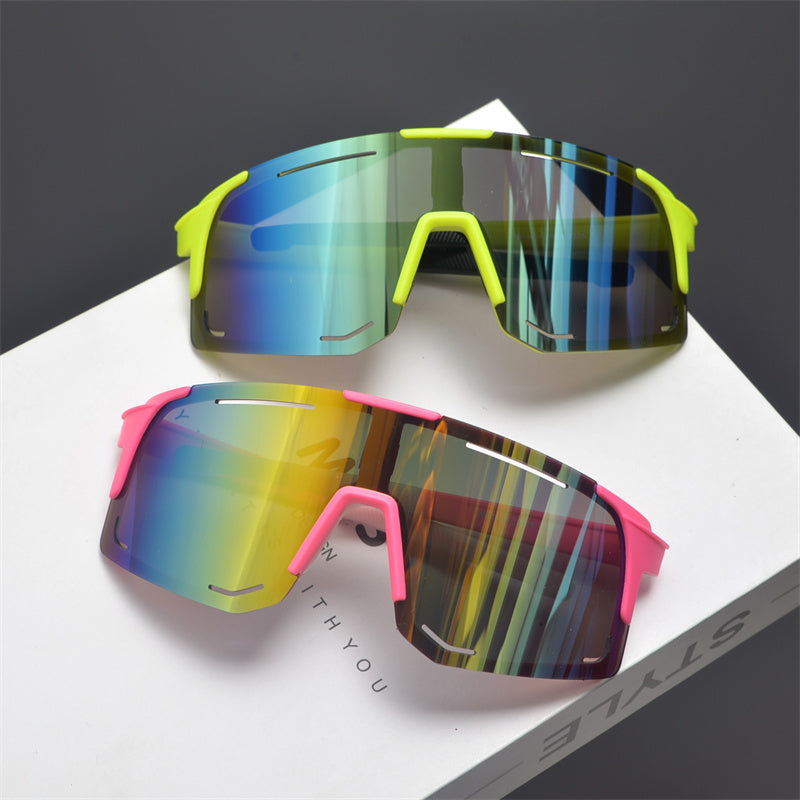 Gafas de sol deportivas con escudo de gran tamaño