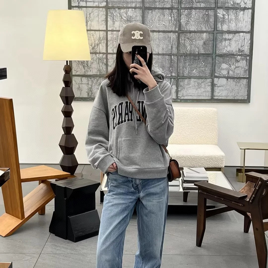 Sudadera con capucha y logo gris