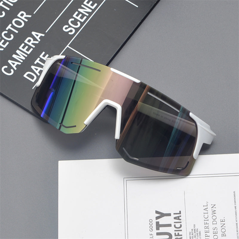 Gafas de sol deportivas con escudo de gran tamaño