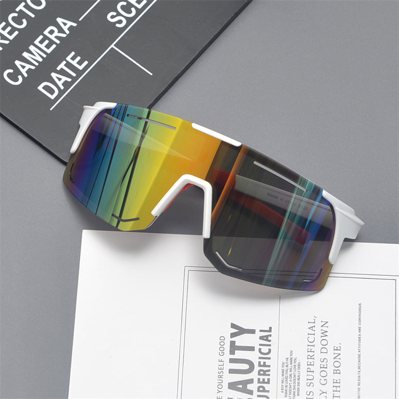 Gafas de sol deportivas con escudo de gran tamaño