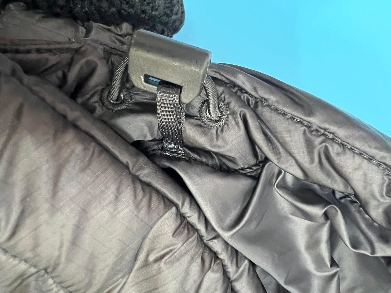 Hybrid down quilted jacket