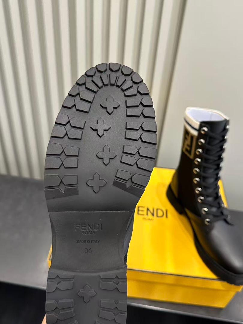 Premium Kampfstiefel