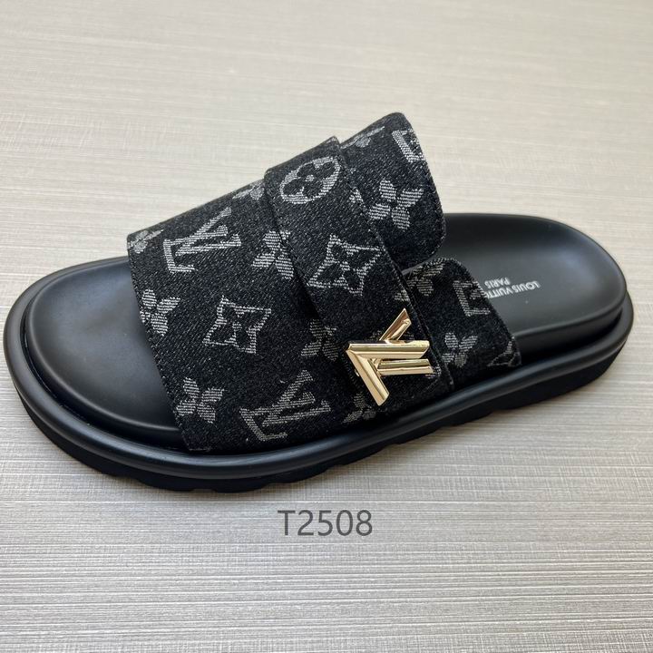 Men Monogram Slides - Avenor