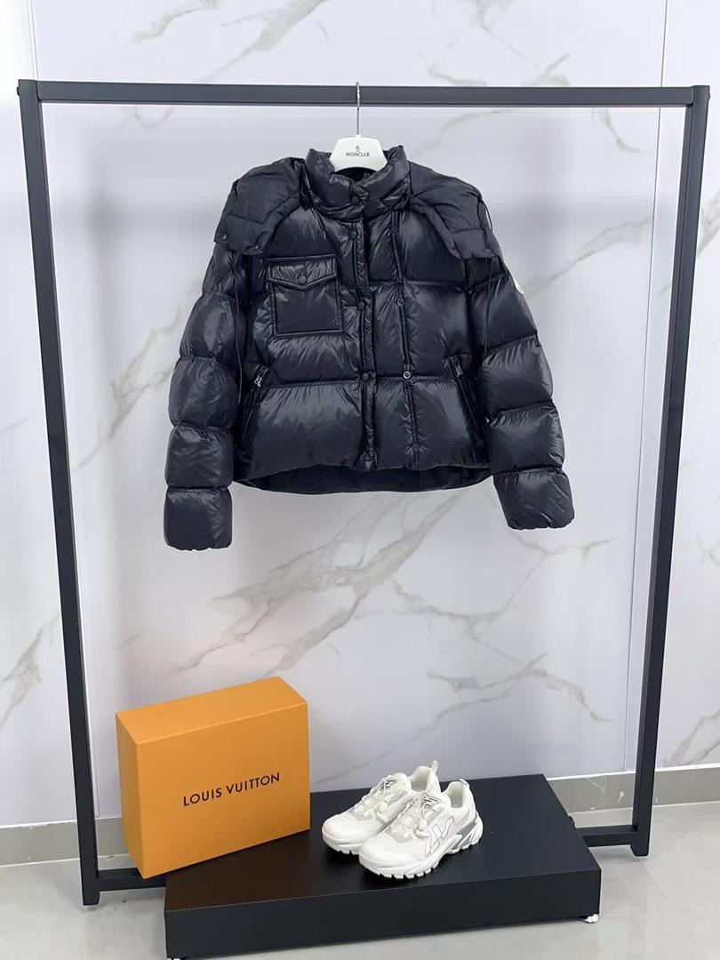 Kurze Pufferjacke