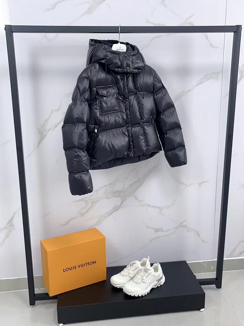Kurze Pufferjacke