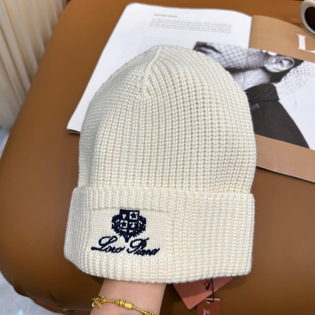 Strickmütze aus Wolle