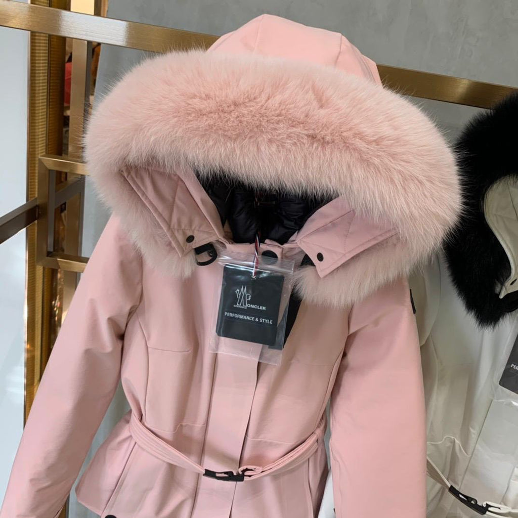 Winter jacket with belt and fur trim