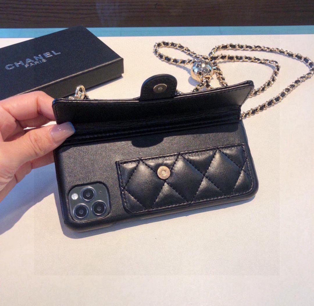 Crossbody padded phone pouch
