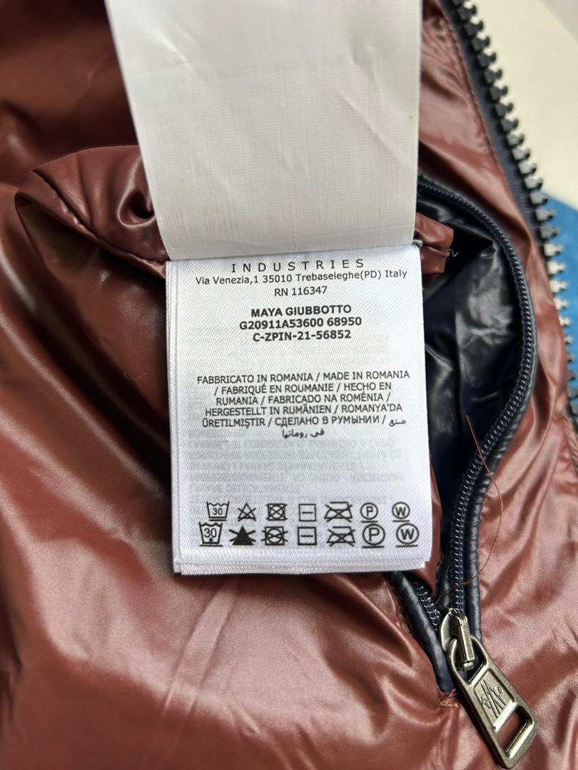 Glänzende Steppjacke