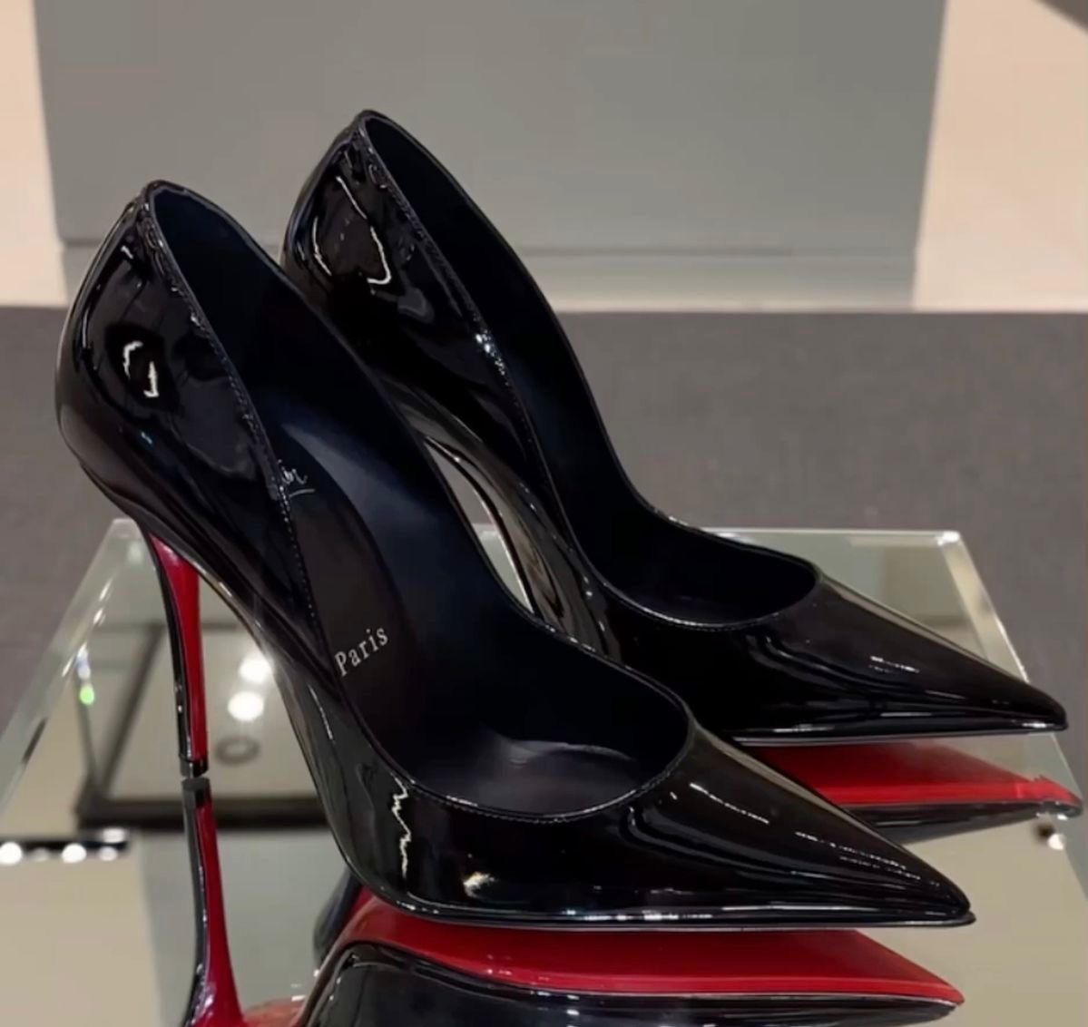 HEELS