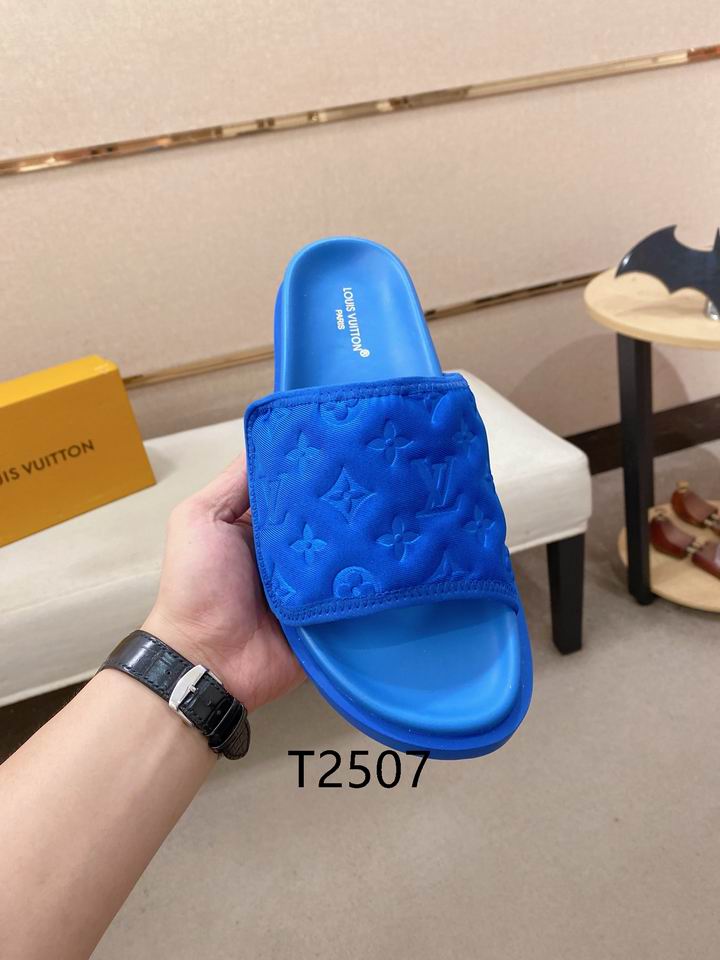 Monogram Summer Slides - Avenor