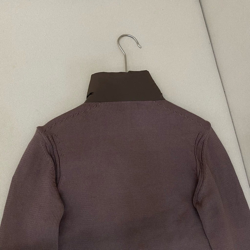 Cárdigan de plumas tejido