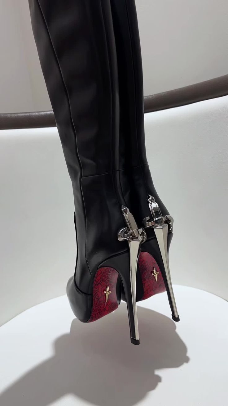 Botas de goma moradas virales