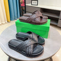 Bott Iconic Slides - Avenor