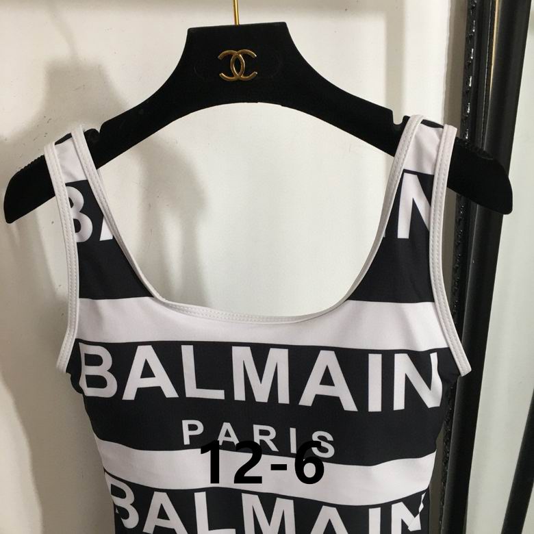 Traje de baño con monograma estampado