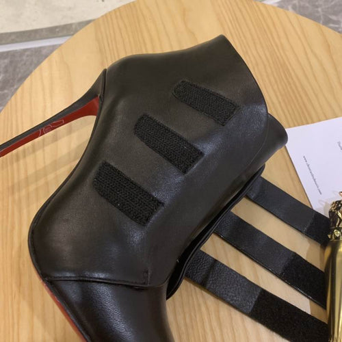 Lederriemenstiefel