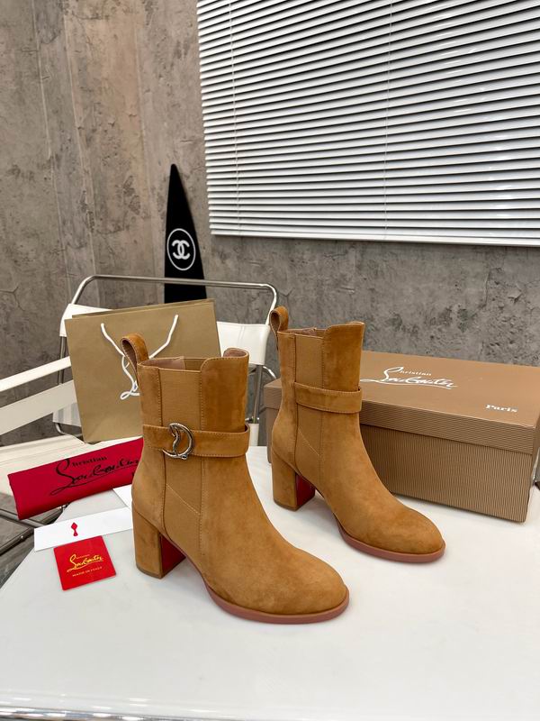 Damen-Booties aus hellbraunem Wildleder