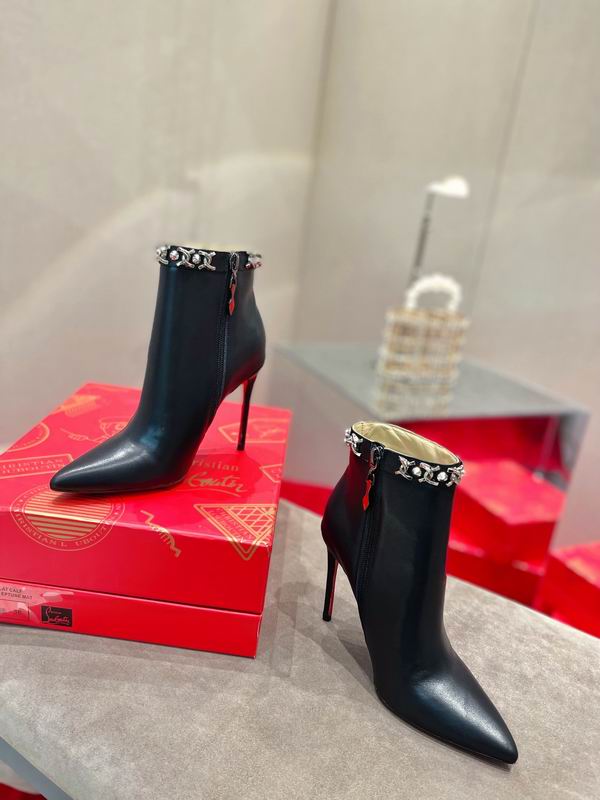 Women's black leather ankle boots