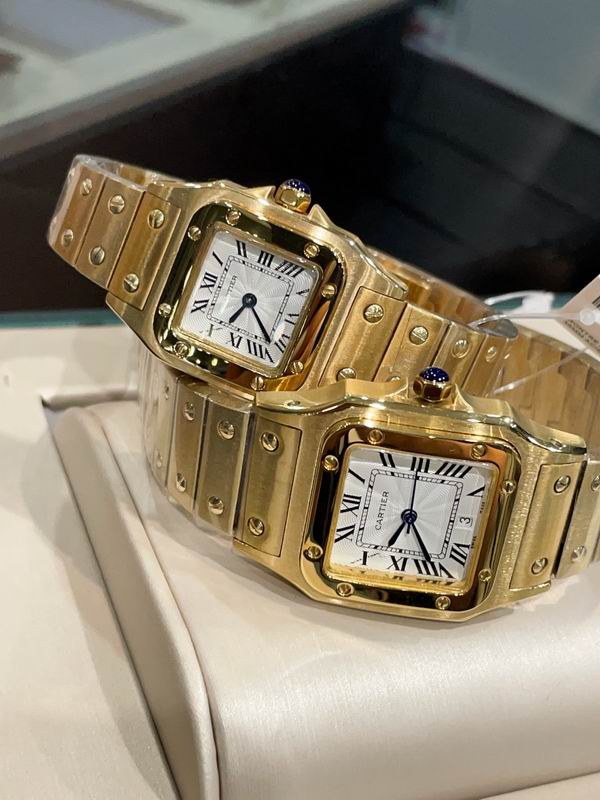 Reloj de acero con caja cuadrada