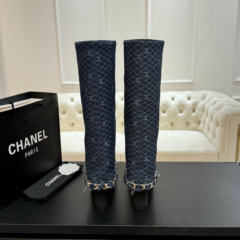 Mid-calf cowboy boots