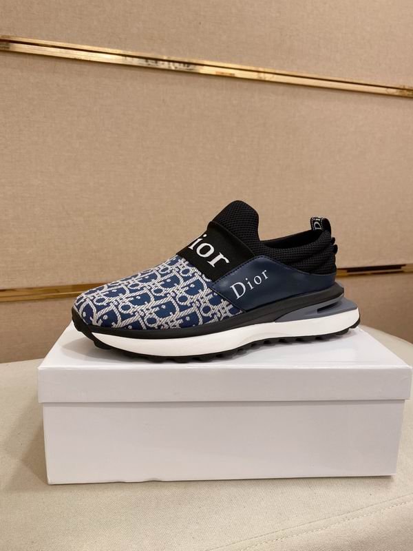 Premium printed sneakers