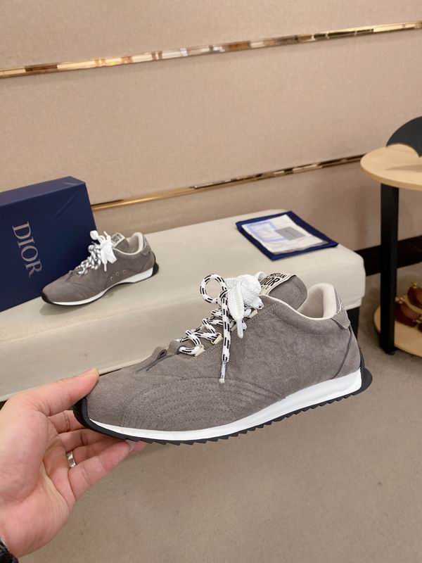 Premium printed sneakers