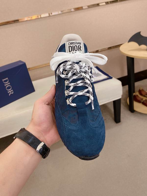 Premium printed sneakers
