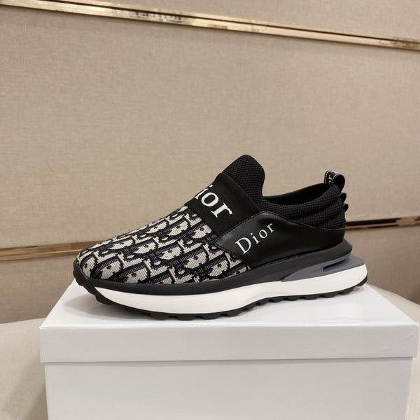 Premium printed sneakers