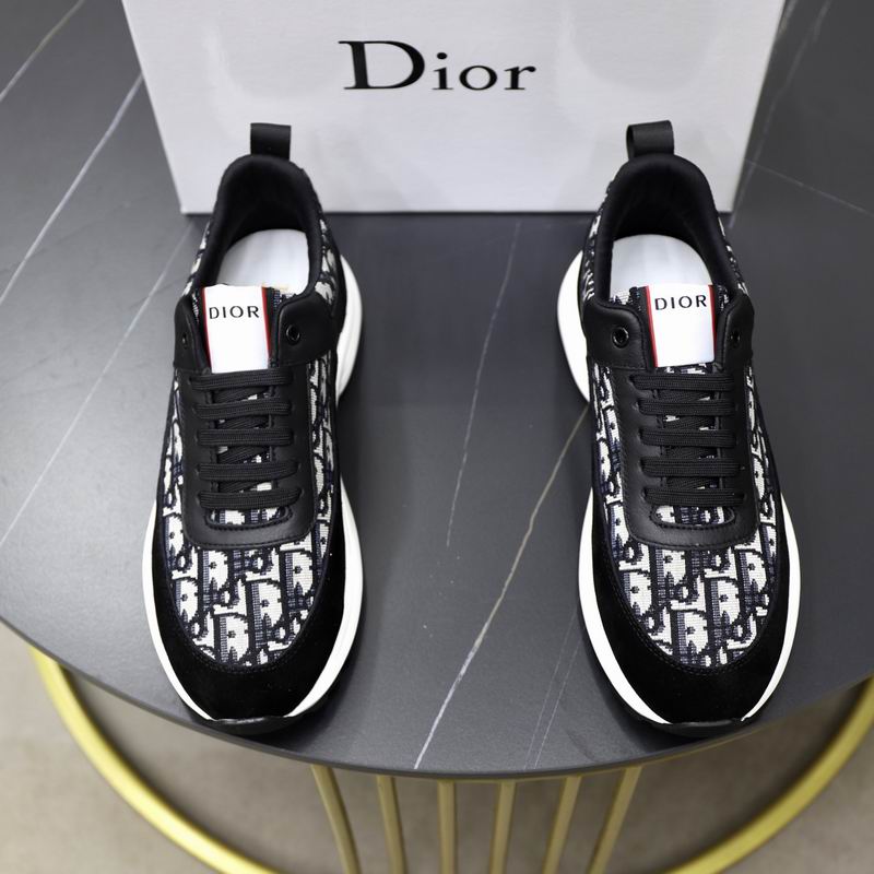 Premium printed sneakers