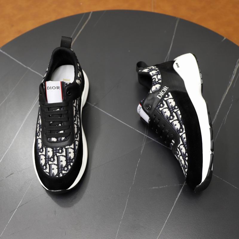 Premium printed sneakers