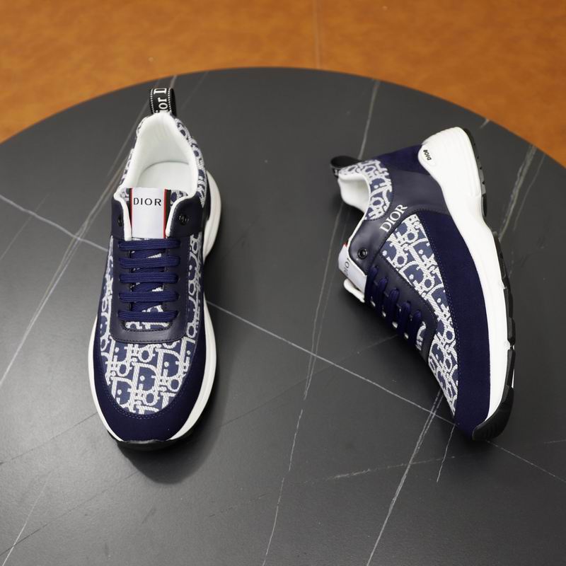 Premium printed sneakers