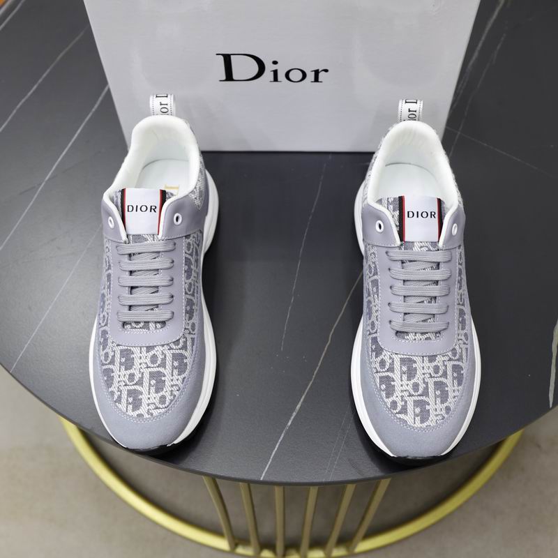 Premium printed sneakers
