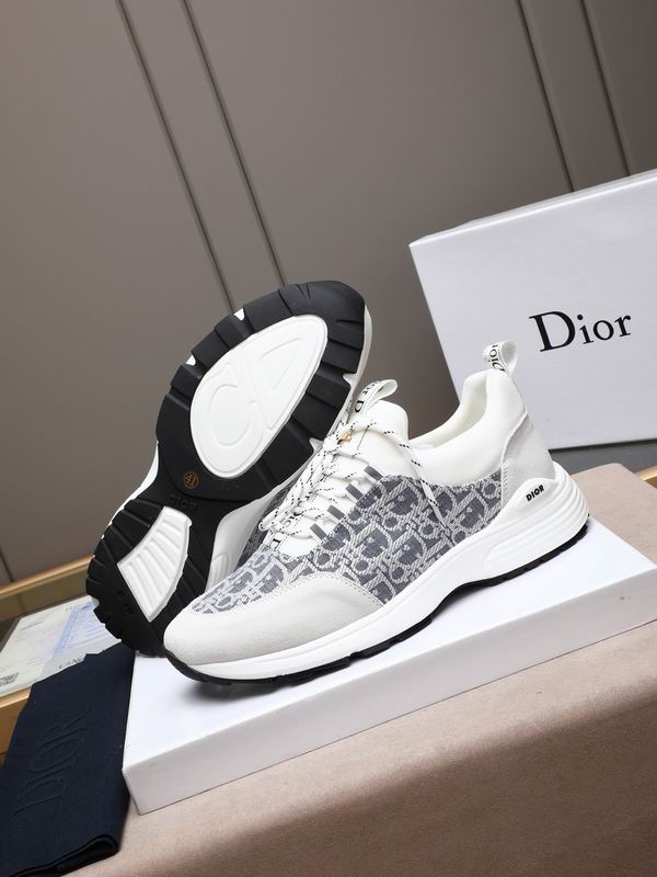 Premium printed sneakers