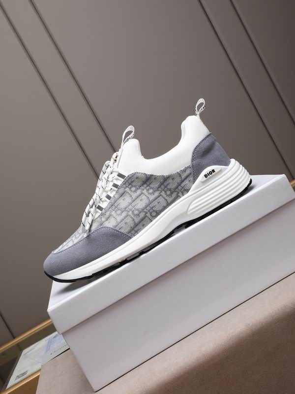 Premium printed sneakers
