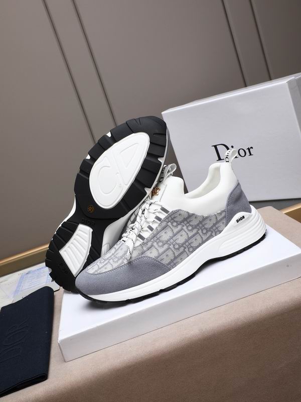 Premium printed sneakers