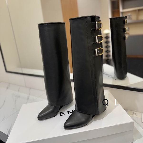 Structured Buckle Knee Boots