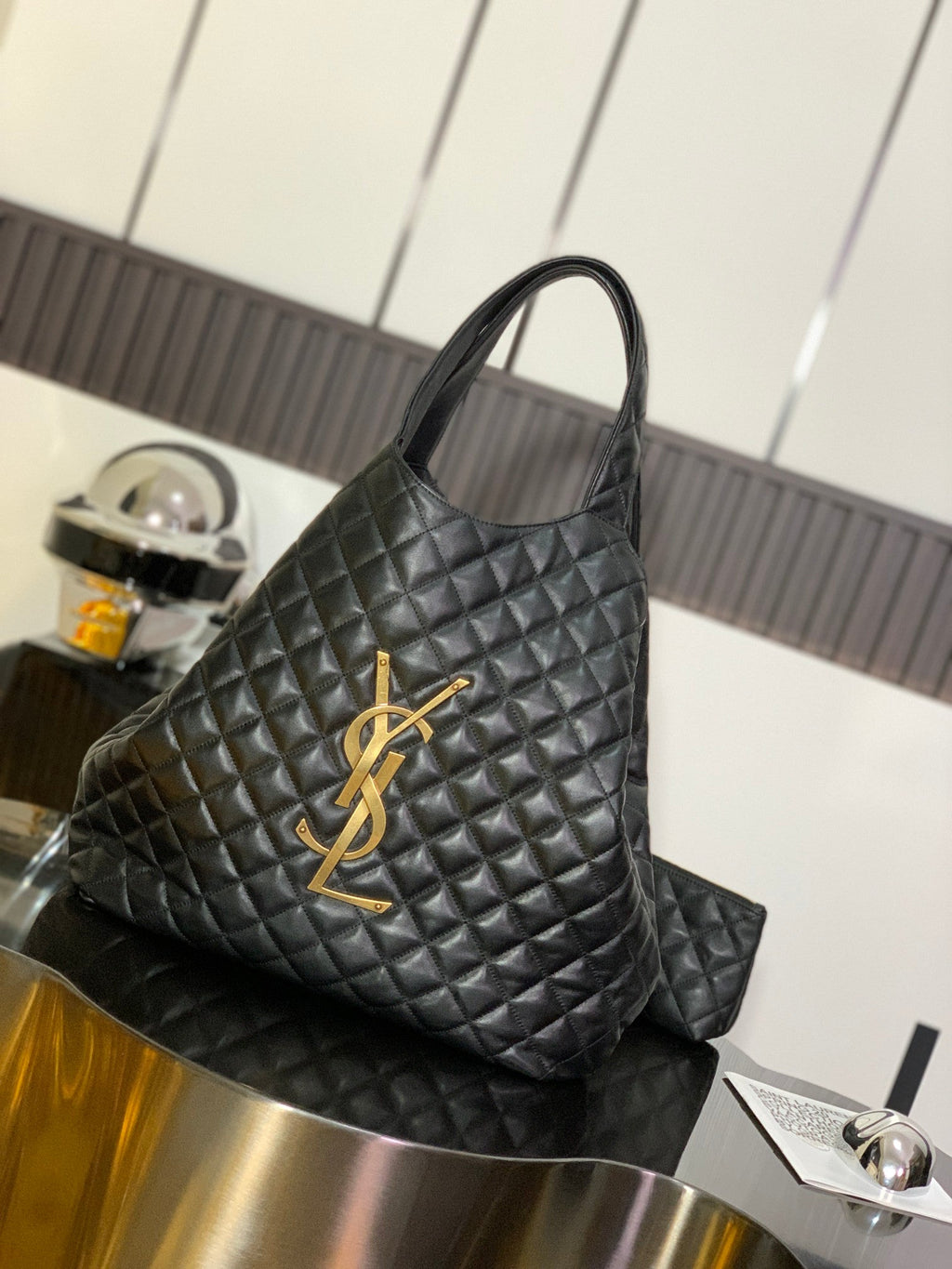 Bolso tote de piel negra