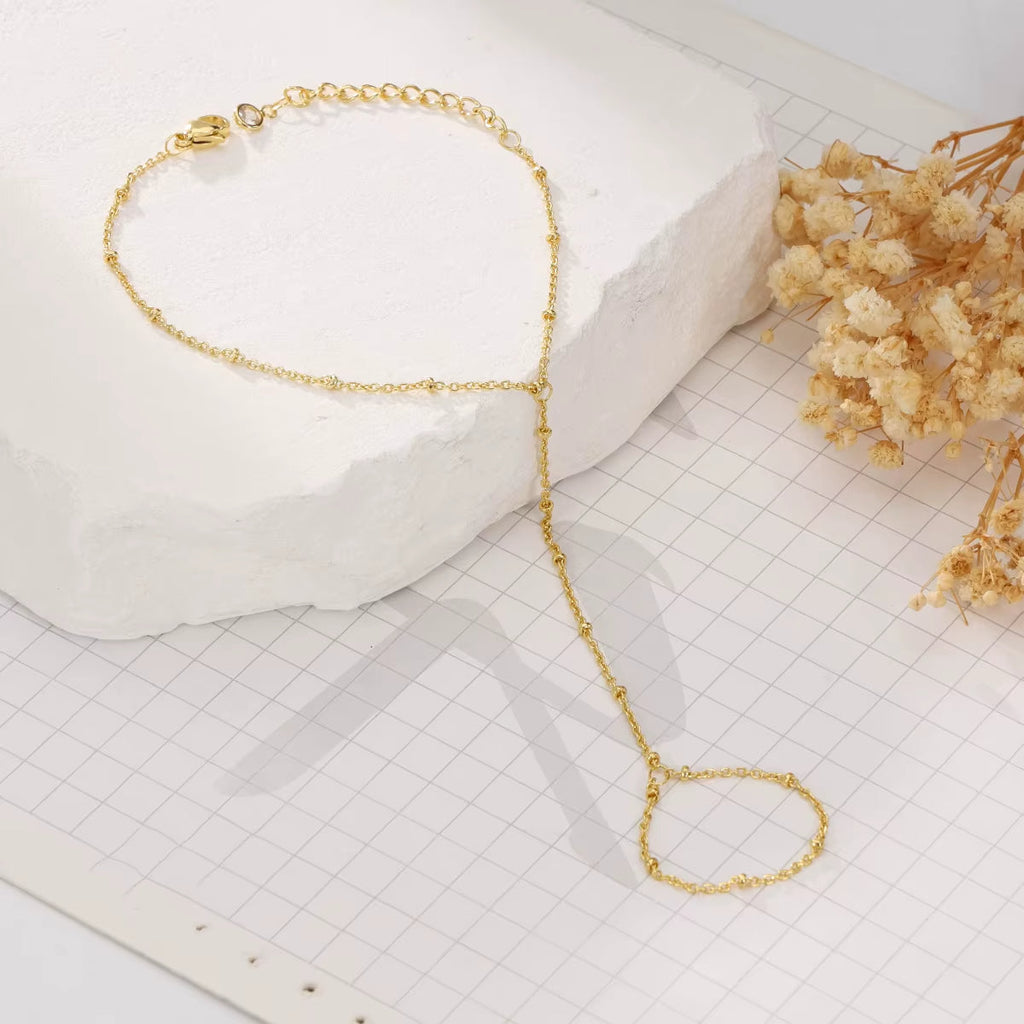 Minimalistisches Armband mit Ringgliedern
