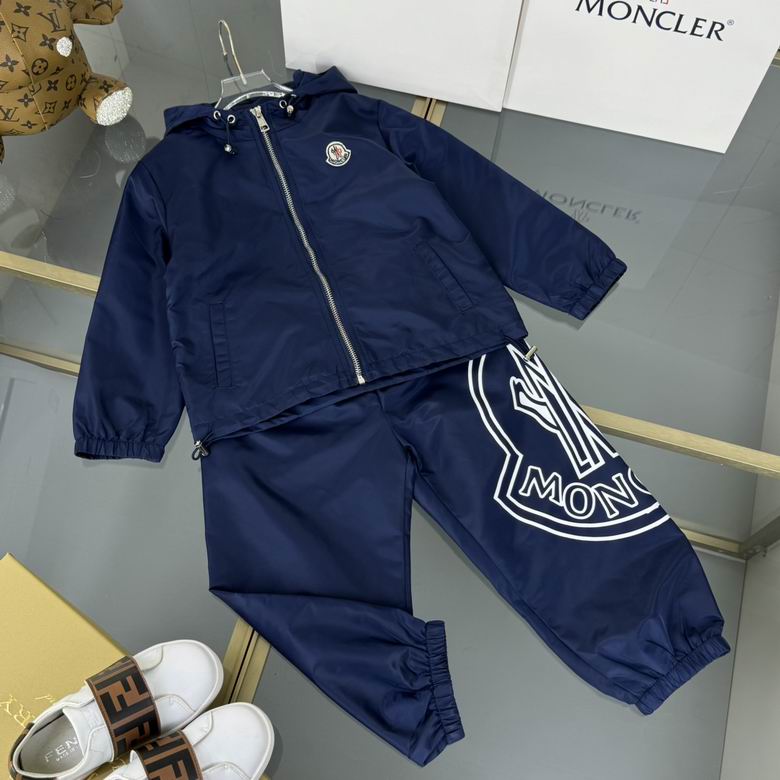 Conjunto de chándal cortavientos