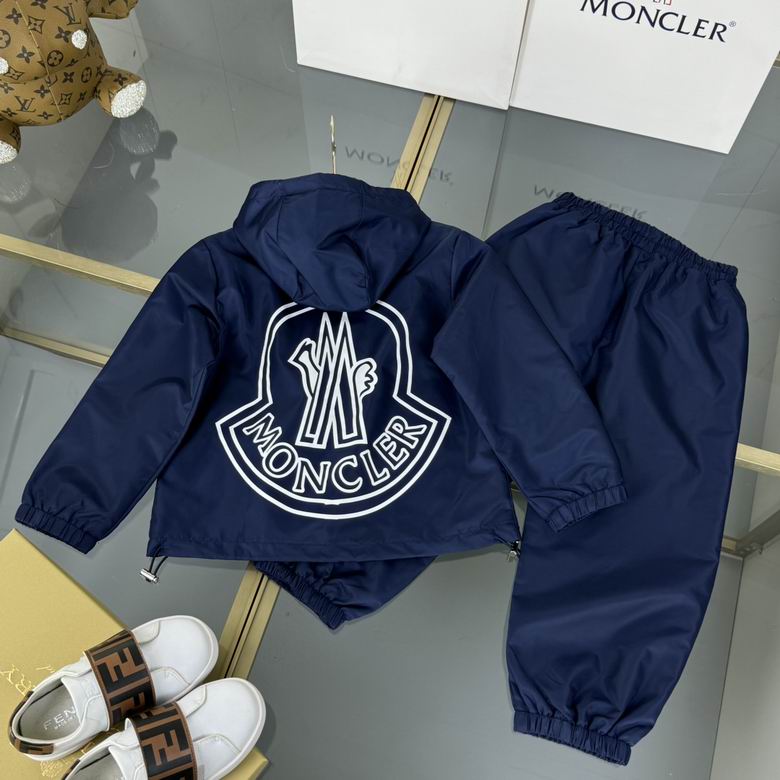 Conjunto de chándal cortavientos