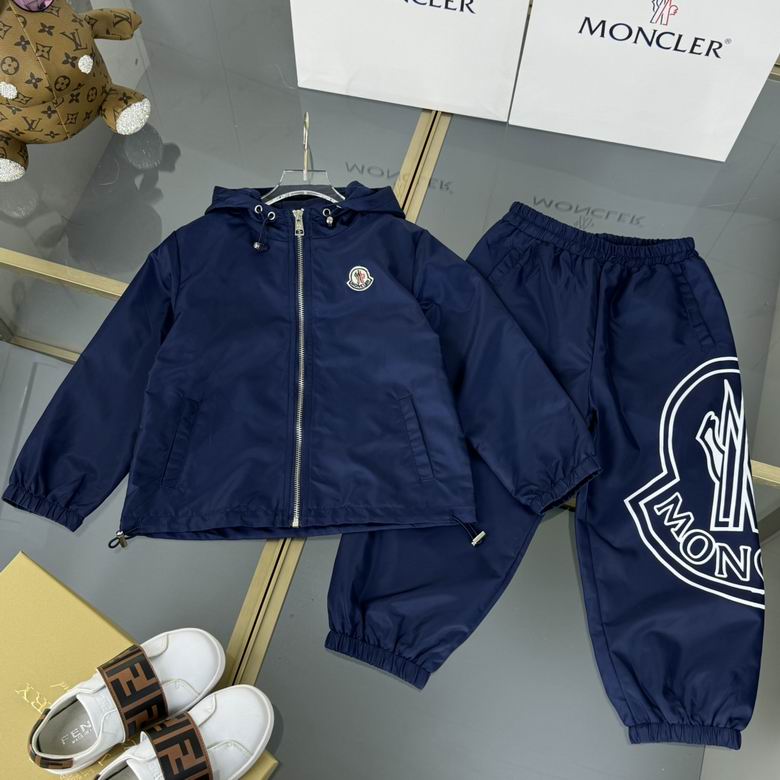 Conjunto de chándal cortavientos