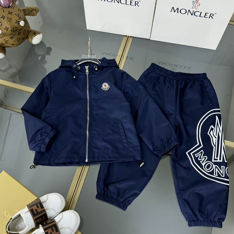 Conjunto de chándal cortavientos