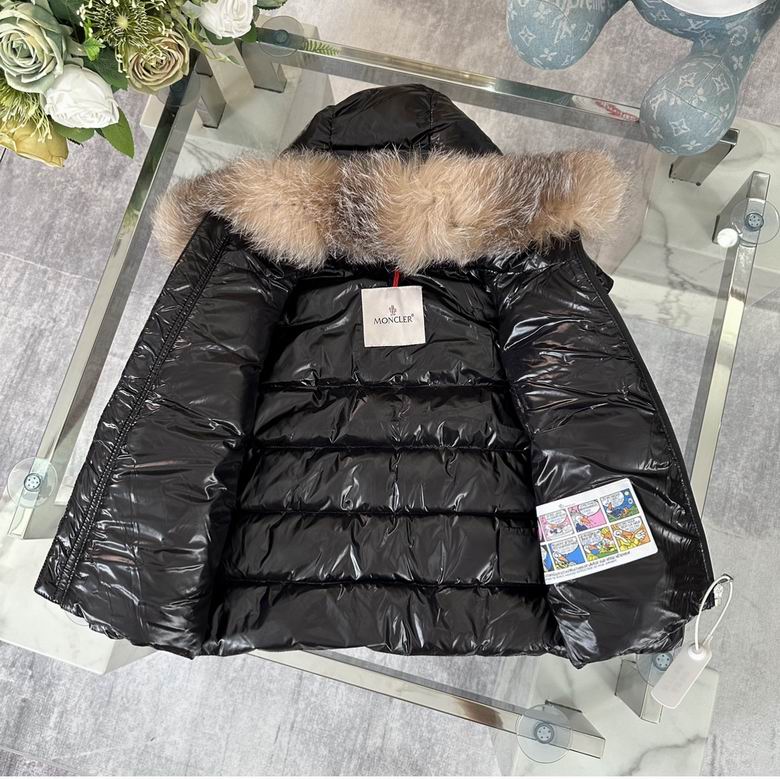 Chaqueta acolchada con capucha para niños