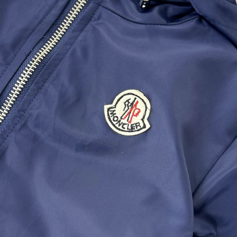 Windbreaker-Trainingsanzug
