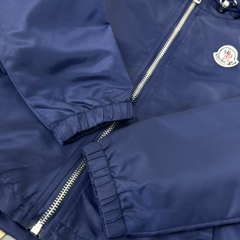 Windbreaker-Trainingsanzug